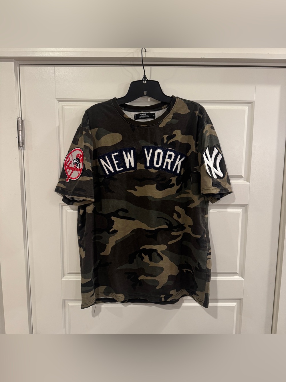 Pro Standard New York Yankees Camo Jersey Embroidered Patches Pullover MLB Sz XL